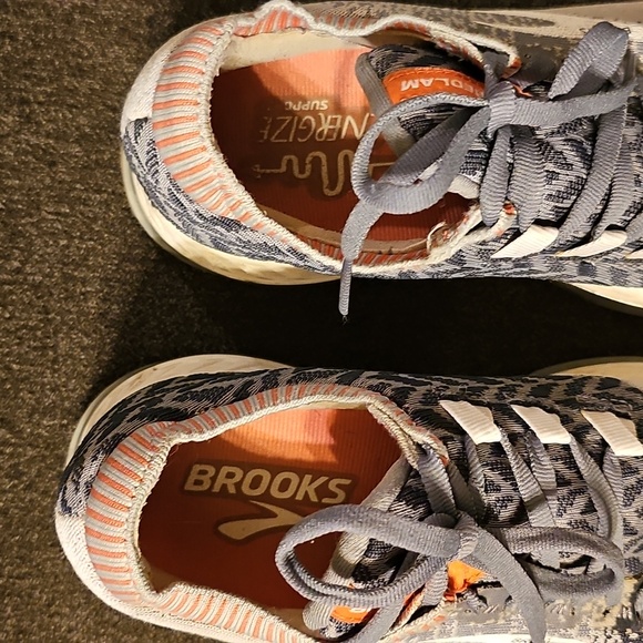 Brooks Bedlam 🥰 Women's Size 7 - Picture 3 of 8